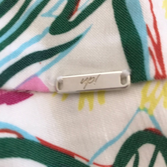 Shorts - Picture 4 of 4